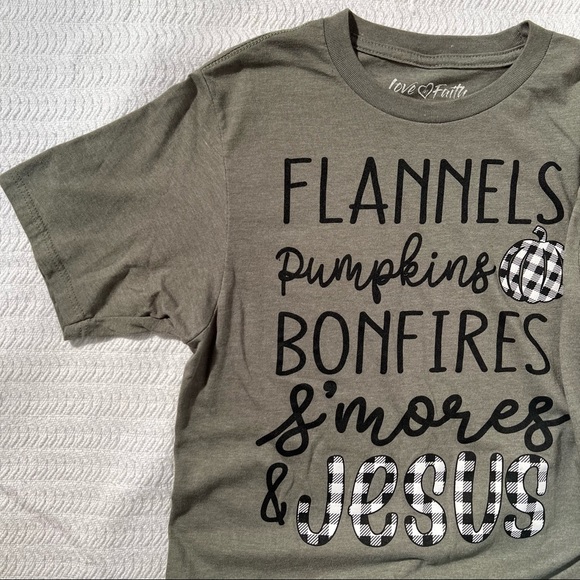 love in faith / fall green and black short sleeve tee size small womens - Picture 4 of 5